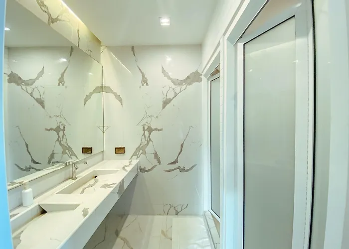 Yakthai Poshtel *