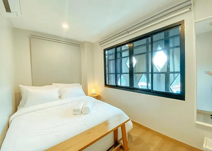 Yakthai Poshtel Ostello